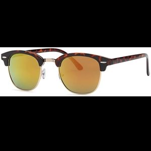 SOHO SH6665 Clubster Sunglasses.